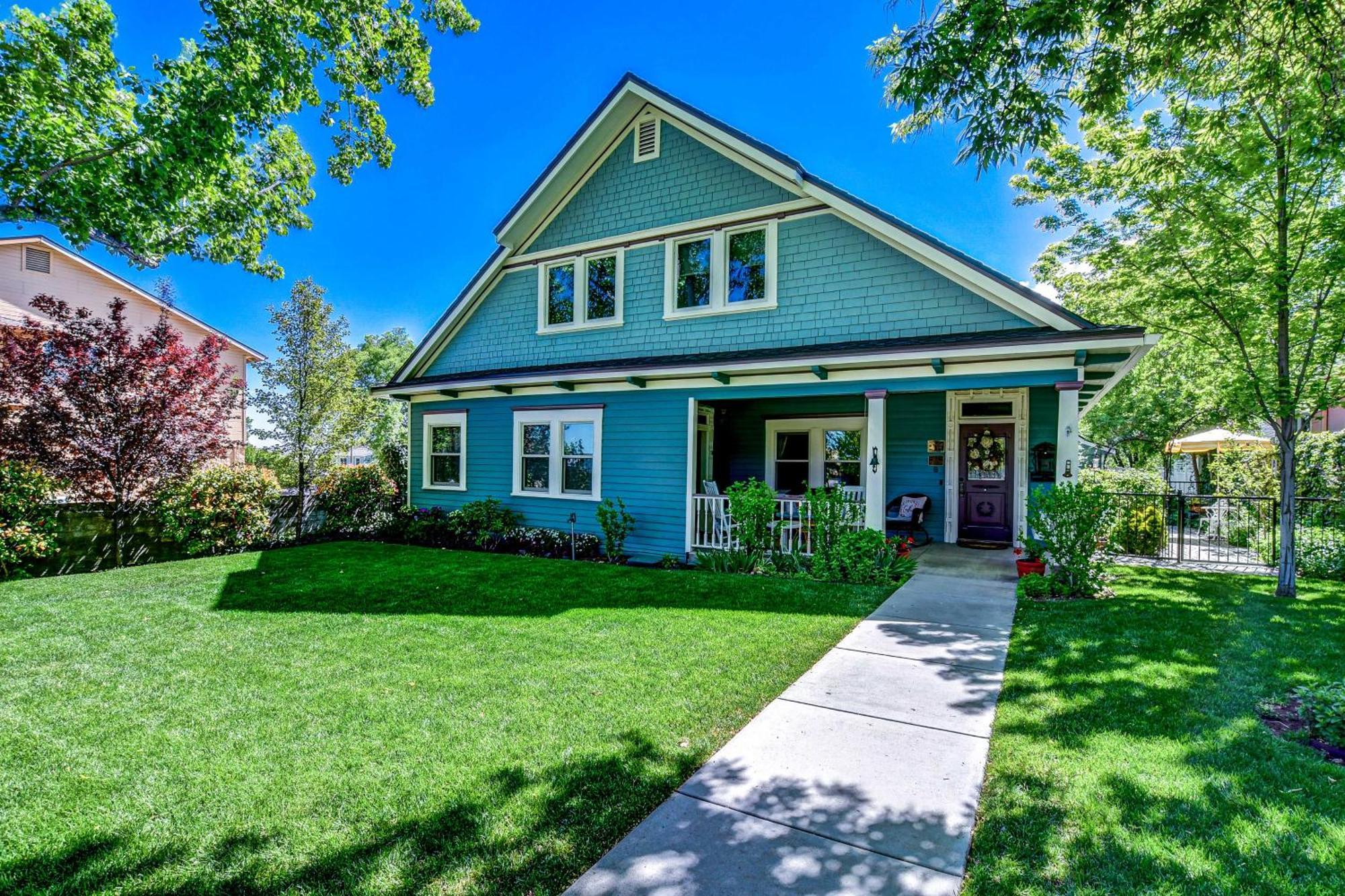 Historic Prescott Home With Yard, Walk To Downtown! 외부 사진